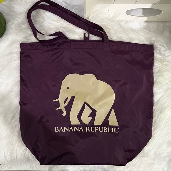 NEW Banana Republic Elephant Nylon Reusable Packable Shopper Tote Large Plum NWT - Picture 1 of 13